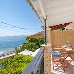 Kaminaki Beachfront Apartments